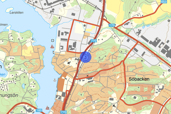 Stenungsunds station 27 april 12.22, Trafikolycka, Stenungsund